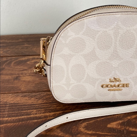 Coach Ivory Leather Crossbody Bag - Picture 3 of 14